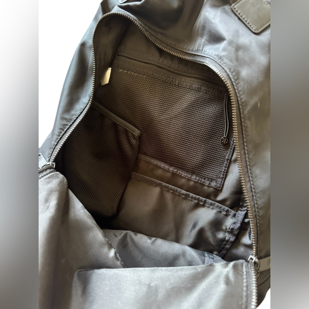Lululemon City Adventurer Backpack - Picture 12 of 16